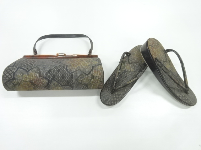 本場泥大島紬花模様織出し和装バッグ・草履セット（草履22.5センチ）